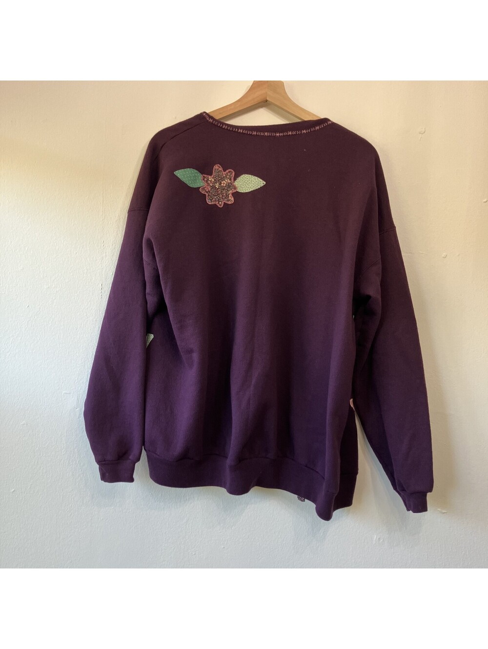 Vintage 90s Handmade Embroidered Floral Sweatshirt Cardigan Cottage Whimsy Large - Picture 7 of 11